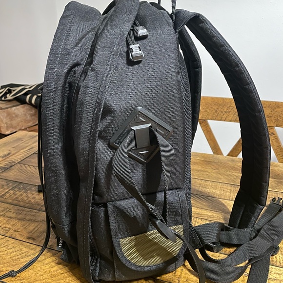 Canon Camera Backpack - Picture 7 of 9